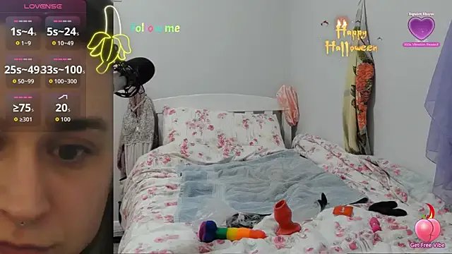 Freechat AdonisBlossoms on StripChat