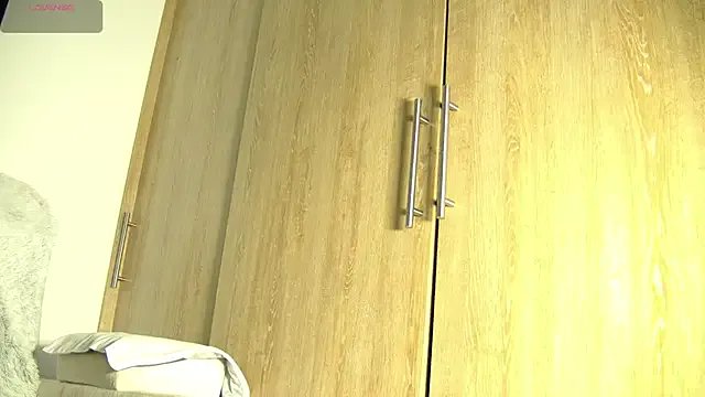 Freechat aidaadams on StripChat