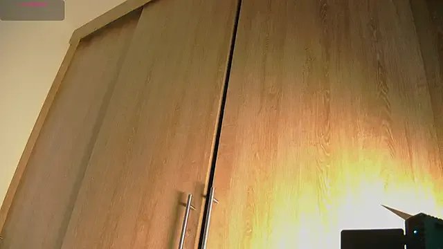 Freechat aidaadams on StripChat