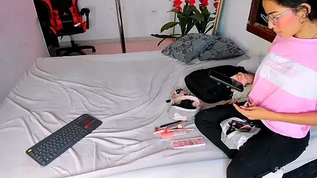 Freechat Akira_Hime on StripChat