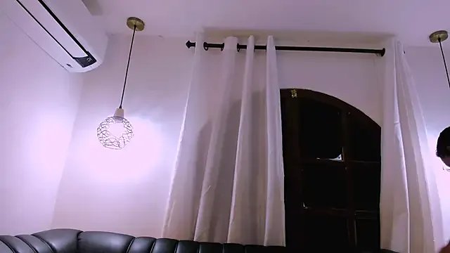 Freechat Akira_Hime on StripChat