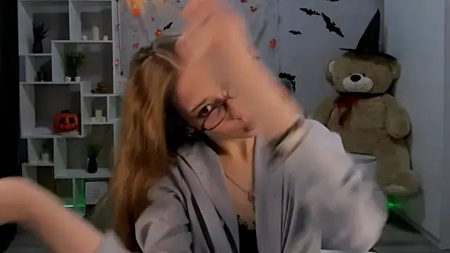 Freechat AlexaHarmon on StripChat