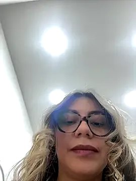 Group alicee16 on StripChat