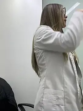 Group alicee16 on StripChat