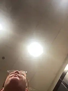 Freechat AllesandraLove on StripChat