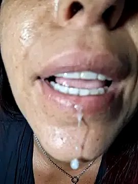 Freechat allyson22andy on StripChat