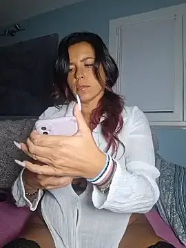 Freechat allyson22andy on StripChat