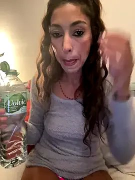 Freechat Amani_thewolf on StripChat