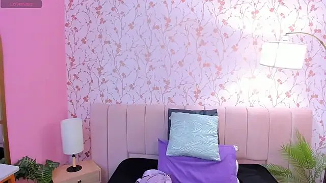 Freechat amber-hill on StripChat