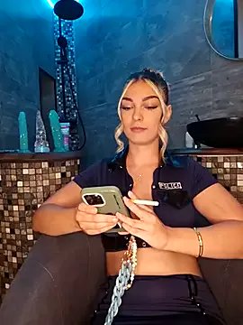 Freechat Ambre_La_nebulleuse on StripChat