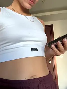 Freechat AngelinaTeller on StripChat