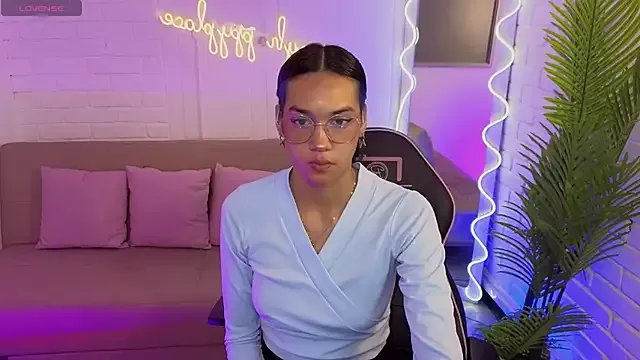 Private artemiss_tay on StripChat