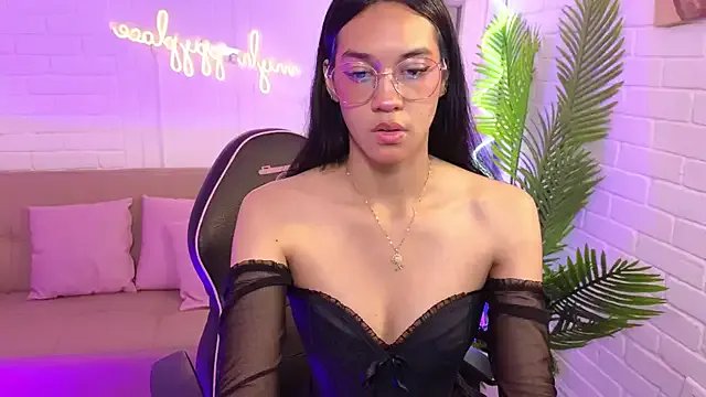 Private artemiss_tay on StripChat