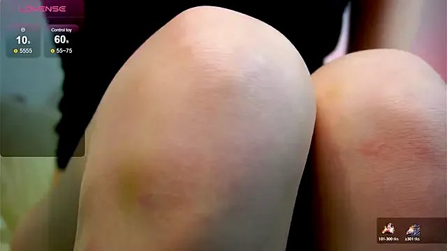 Freechat Avrilmoon on StripChat