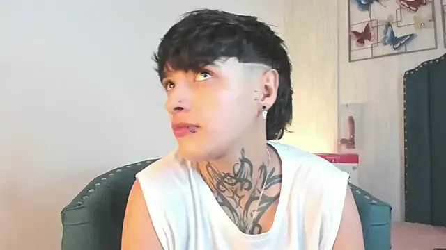 Private b3k_afrodict on StripChat