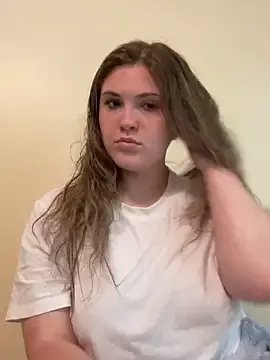 Freechat babyizzie on StripChat