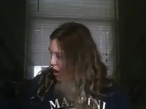 Freechat babyizzie on StripChat