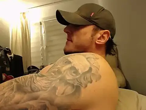 Freechat ballardbret on StripChat