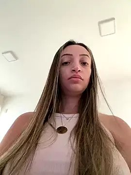 BelleLouiseVp on StripChat 