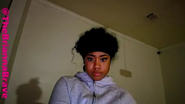 BriannaBrave on StripChat