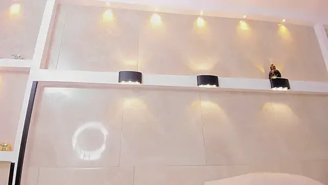 celene_midnight on StripChat 