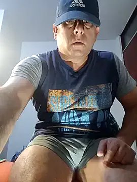 Freechat chicoguapo8 on StripChat