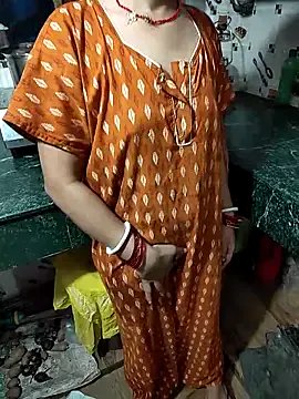 Group COUPLLE_VILLAGE on StripChat