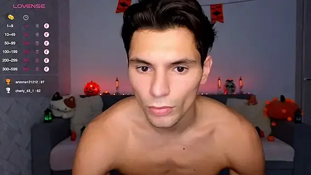 Freechat denlover1 on StripChat