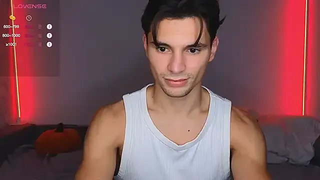 Freechat denlover1 on StripChat