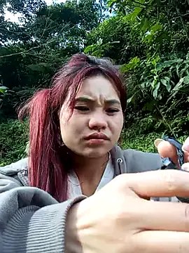 Freechat EllyBaby20 on StripChat