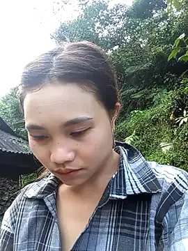 Freechat EllyBaby20 on StripChat