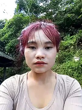 Freechat EllyBaby20 on StripChat