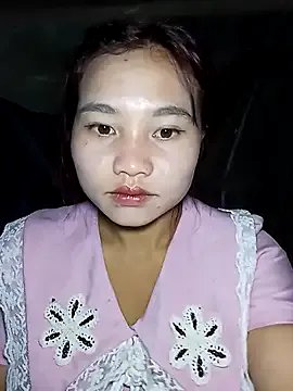 Freechat EllyBaby20 on StripChat