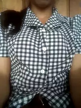 Freechat emaame68 on StripChat