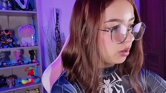 Freechat EmilyMiller_ on StripChat