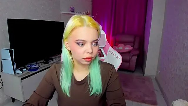 Freechat EnergyBunny_1 on StripChat