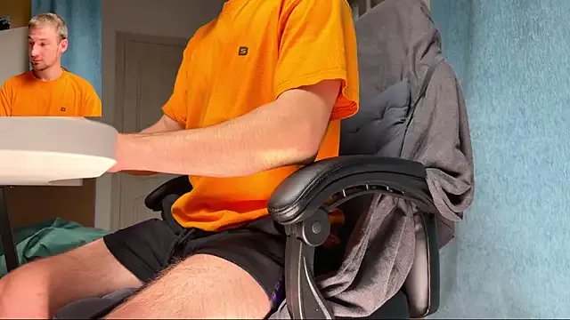 Freechat Farmer_James on StripChat