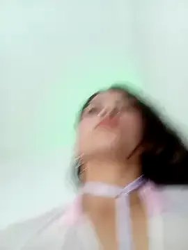 Freechat Fox_Roxxan on StripChat