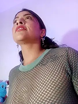 Freechat Fox_Roxxan on StripChat