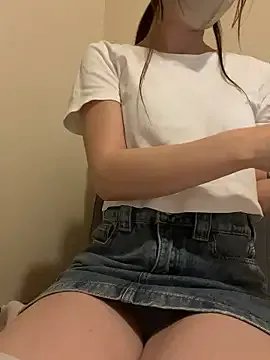 Group hitozuma_mao_m on StripChat