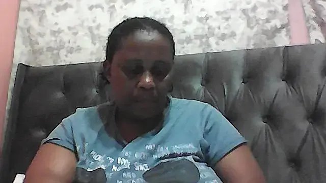 Freechat HUGEASSXXXXX on StripChat