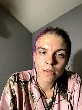 Freechat ittybittymeryssa on StripChat