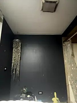 Freechat ittybittymeryssa on StripChat