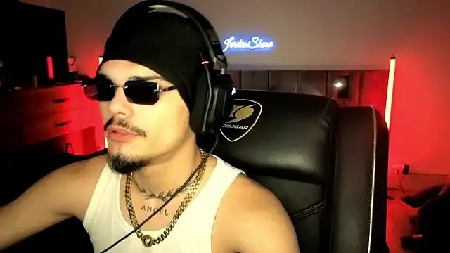 Freechat JordanShow on StripChat