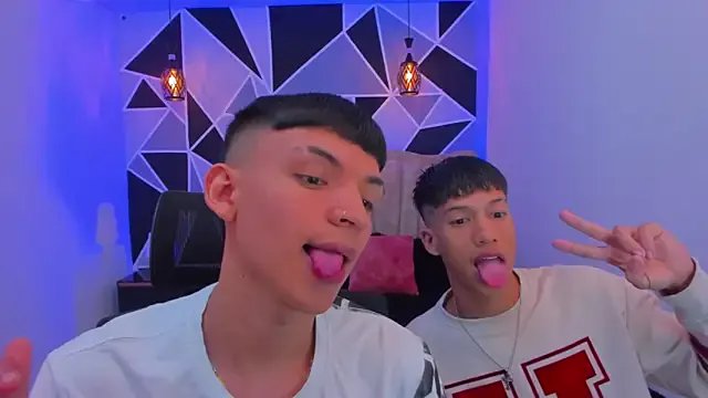 Freechat Juan_Nd_Steven on StripChat