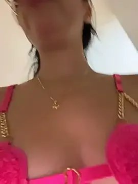 Freechat Juanita-Diaz on StripChat