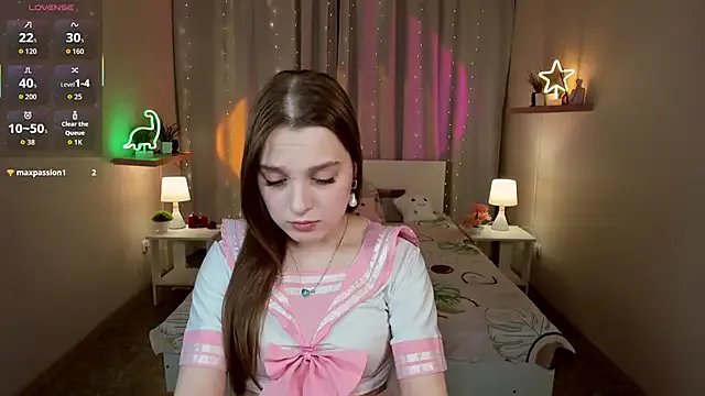 Freechat kaisajenner on StripChat