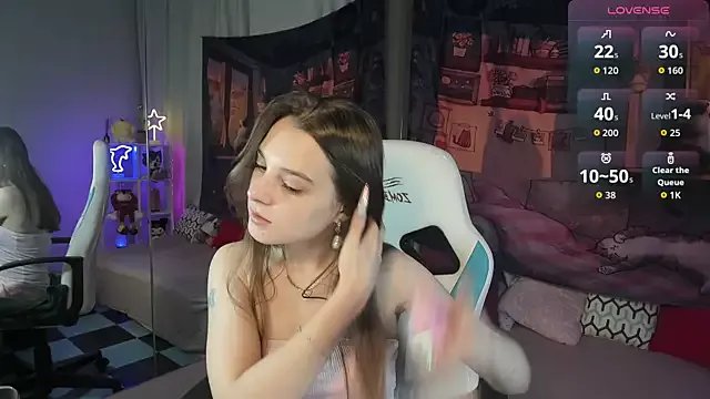 Freechat kaisajenner on StripChat