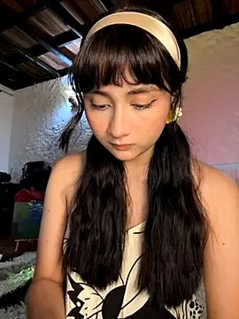 Group kaori_77 on StripChat