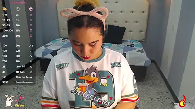 Private Kathiasaints on StripChat